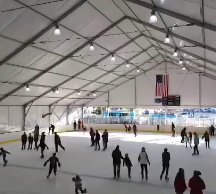 the-westfield-rink-photo